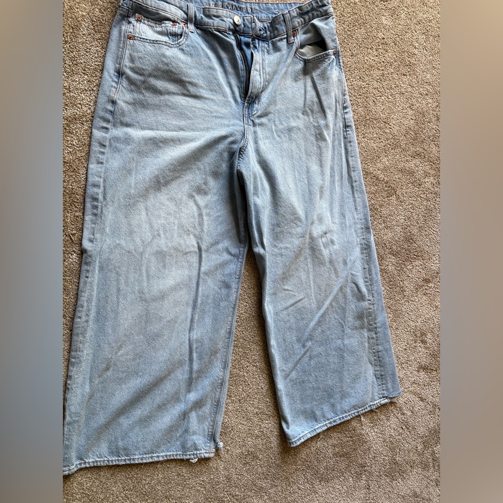 American Eagle super wide leg slouchy Jeans nwot size 14